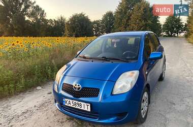 Хэтчбек Toyota Yaris 2006 в Борисполе
