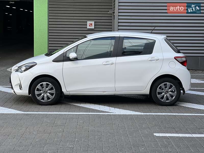 Хетчбек Toyota Yaris 2019 в Києві
