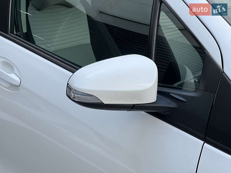 Хетчбек Toyota Yaris 2019 в Києві