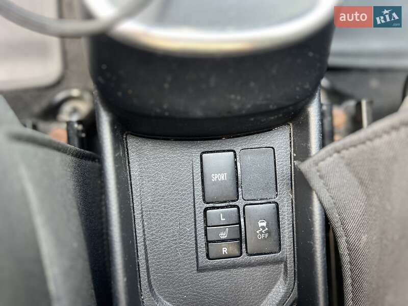 Хетчбек Toyota Yaris 2019 в Києві