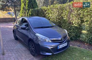 Хэтчбек Toyota Yaris 2012 в Львове