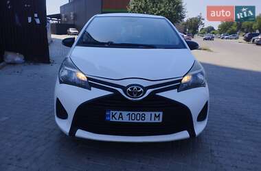 Хэтчбек Toyota Yaris 2014 в Одессе