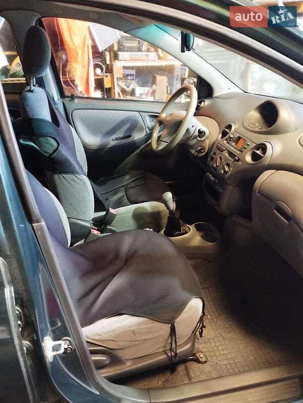 Хетчбек Toyota Yaris 1999 в Дніпрі