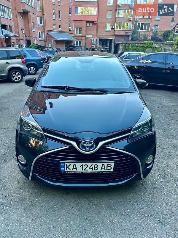 Toyota Yaris 2015