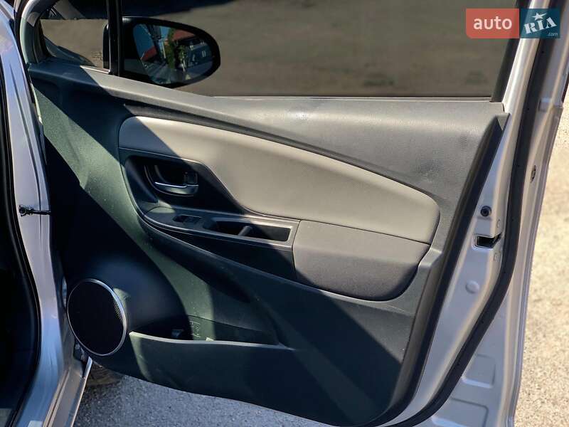 Хэтчбек Toyota Yaris 2014 в Виннице фото 24 Хэтчбек Toyota Yaris 2014 в Виннице