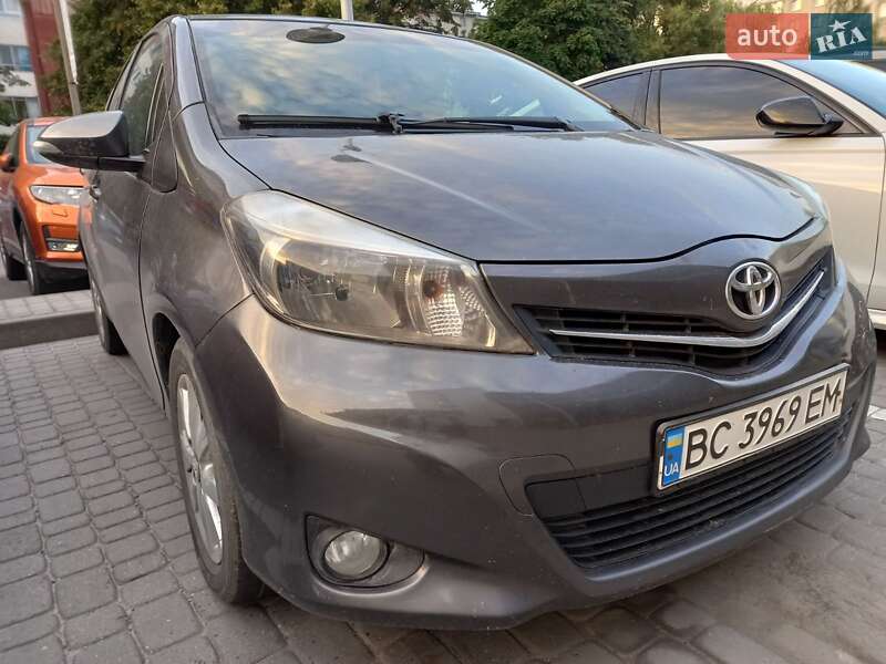 Хэтчбек Toyota Yaris 2012 в Львове фото 15 Хэтчбек Toyota Yaris 2012 в Львове