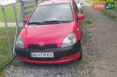 Хэтчбек Toyota Yaris 2003 в Ужгороде