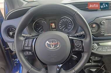 Хэтчбек Toyota Yaris 2018 в Киеве