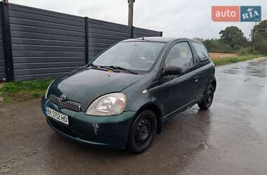 Хэтчбек Toyota Yaris 2001 в Ровно