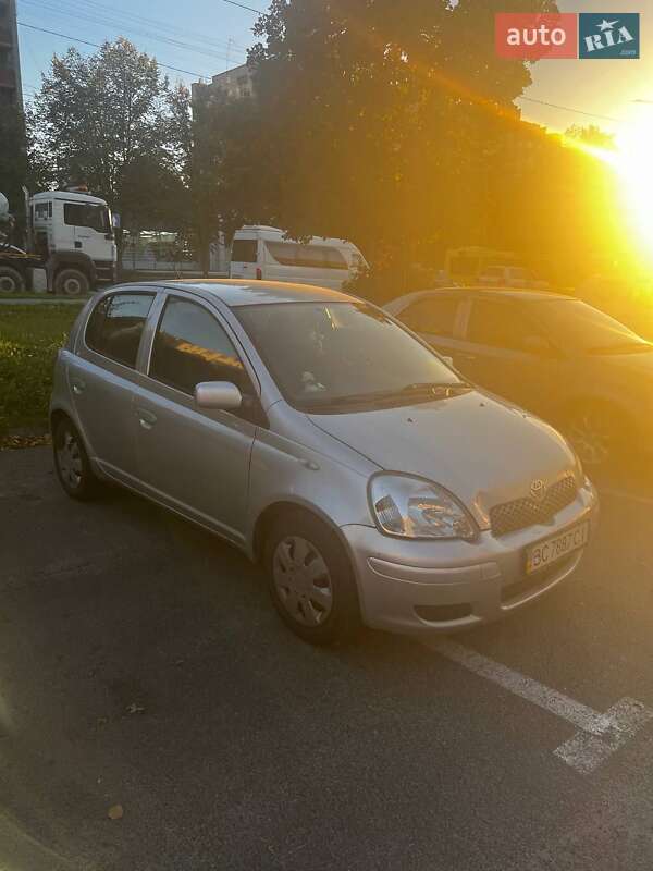 Хэтчбек Toyota Yaris 2005 в Львове