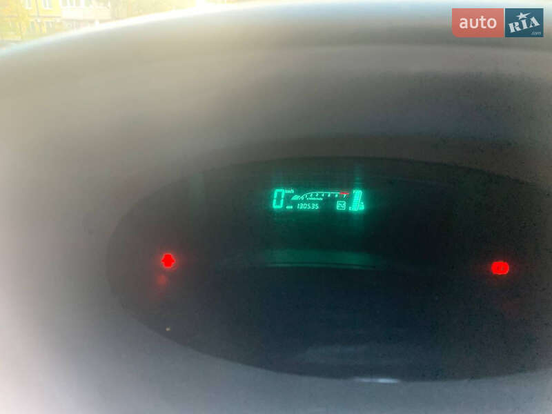 Хэтчбек Toyota Yaris 2004 в Днепре фото 6 Хэтчбек Toyota Yaris 2004 в Днепре