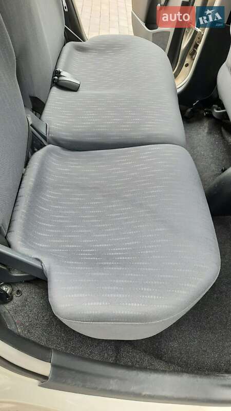 Хэтчбек Toyota Yaris 2008 в Виннице фото 19 Хэтчбек Toyota Yaris 2008 в Виннице