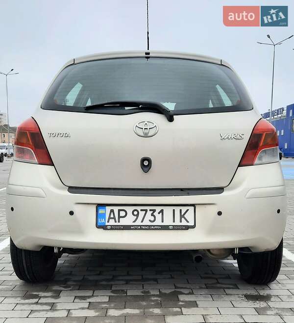 Хэтчбек Toyota Yaris 2008 в Виннице фото 8 Хэтчбек Toyota Yaris 2008 в Виннице