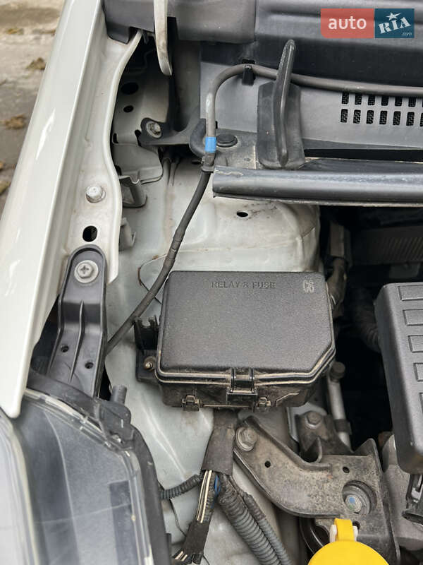 Хетчбек Toyota Yaris 2016 в Одесі