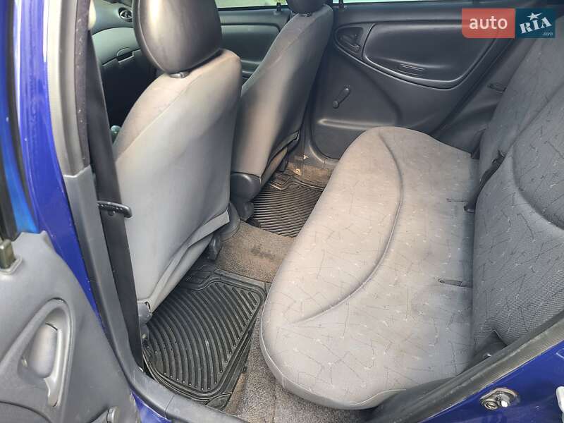 Хетчбек Toyota Yaris 1999 в Одесі