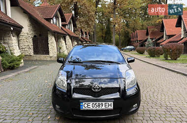 Хэтчбек Toyota Yaris 2006 в Львове