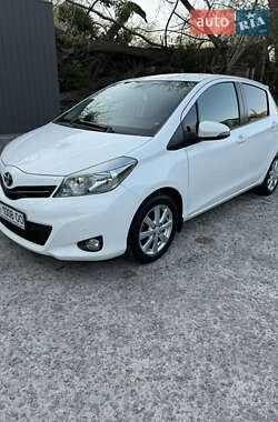 Хэтчбек Toyota Yaris 2012 в Киеве
