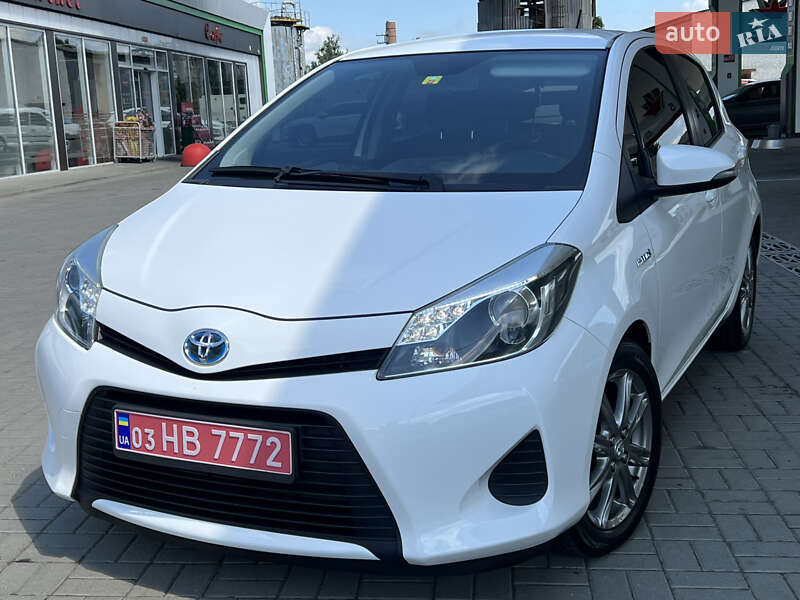 Хэтчбек Toyota Yaris 2014 в Житомире фото Хэтчбек Toyota Yaris 2014 в Житомире