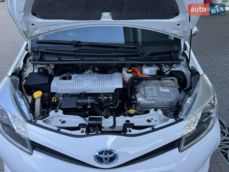 Хэтчбек Toyota Yaris 2014 в Житомире фото 27 Хэтчбек Toyota Yaris 2014 в Житомире