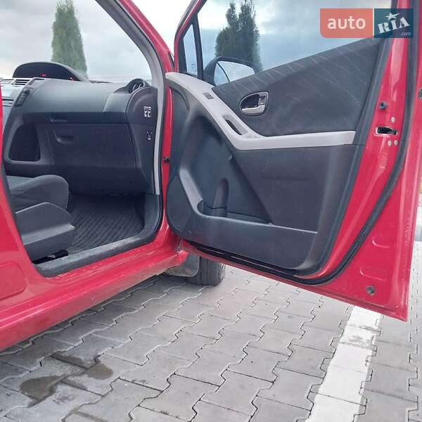 Хэтчбек Toyota Yaris 2008 в Стрые фото 12 Хэтчбек Toyota Yaris 2008 в Стрые