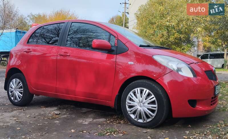 Хэтчбек Toyota Yaris 2006 в Одессе фото 3 Хэтчбек Toyota Yaris 2006 в Одессе