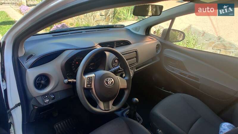 Хэтчбек Toyota Yaris 2018 в Ужгороде