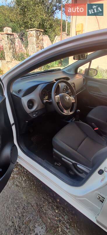 Хэтчбек Toyota Yaris 2018 в Ужгороде