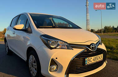 Хетчбек Toyota Yaris 2015 в Львові