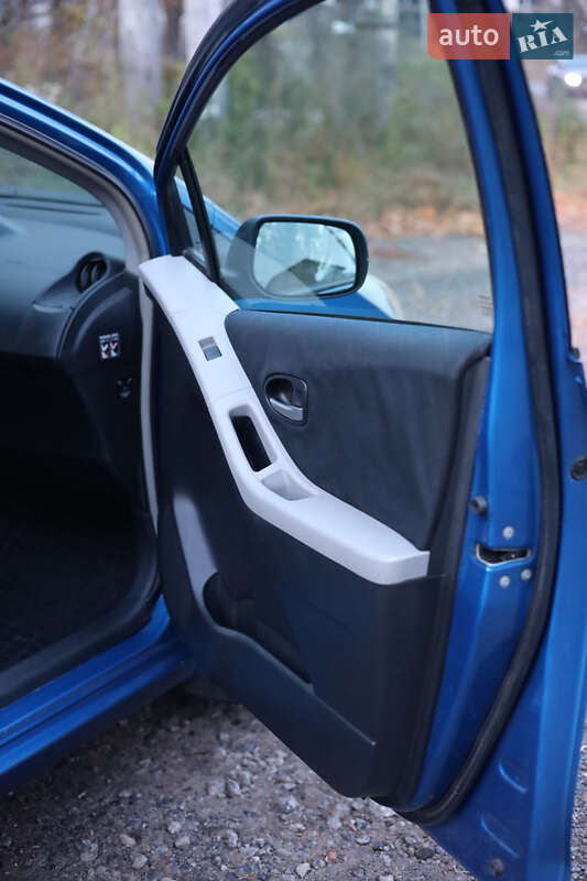 Хэтчбек Toyota Yaris 2007 в Виннице фото 8 Хэтчбек Toyota Yaris 2007 в Виннице