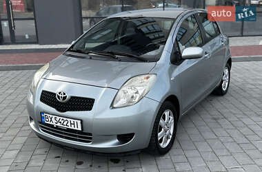Хетчбек Toyota Yaris 2007 в Івано-Франківську