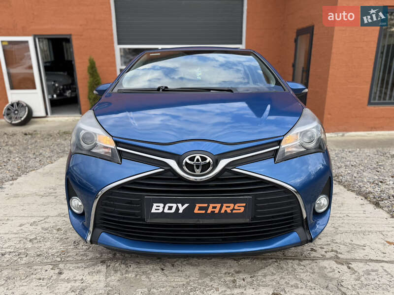 Хетчбек Toyota Yaris 2016 в Івано-Франківську