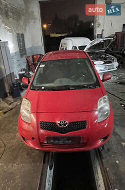 Хетчбек Toyota Yaris 2008 в Києві