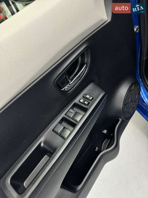 Хэтчбек Toyota Yaris 2013 в Черновцах фото 17 Хэтчбек Toyota Yaris 2013 в Черновцах