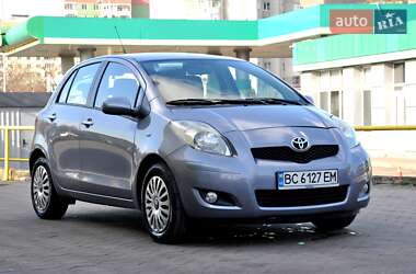 Хетчбек Toyota Yaris 2010 в Львові