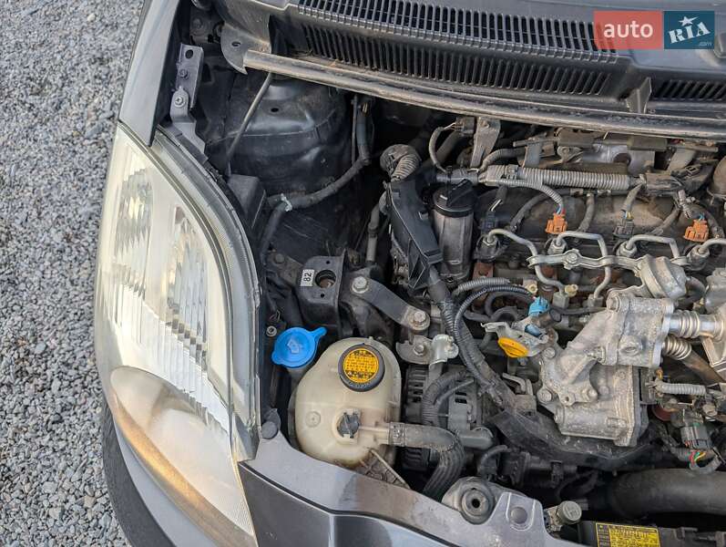 Хетчбек Toyota Yaris 2009 в Рівному