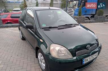 Хэтчбек Toyota Yaris 2001 в Ровно
