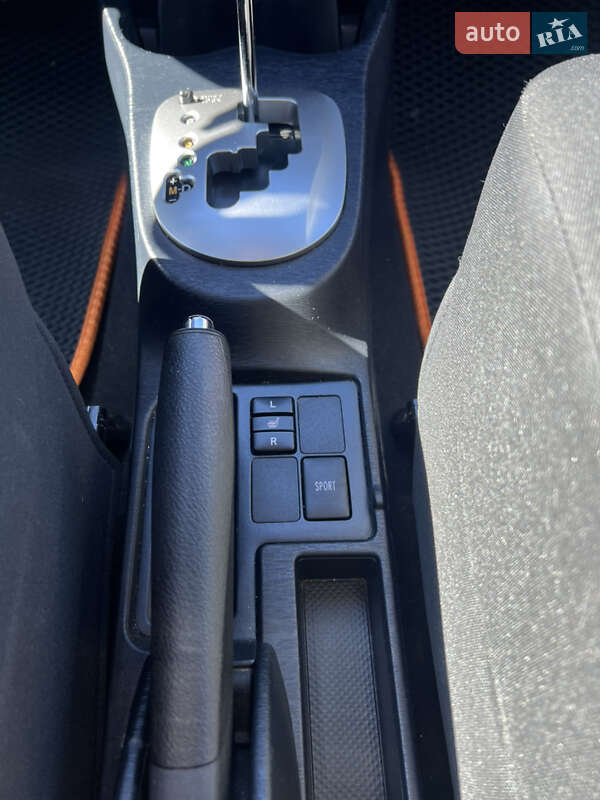 Хэтчбек Toyota Yaris 2014 в Львове фото 22 Хэтчбек Toyota Yaris 2014 в Львове