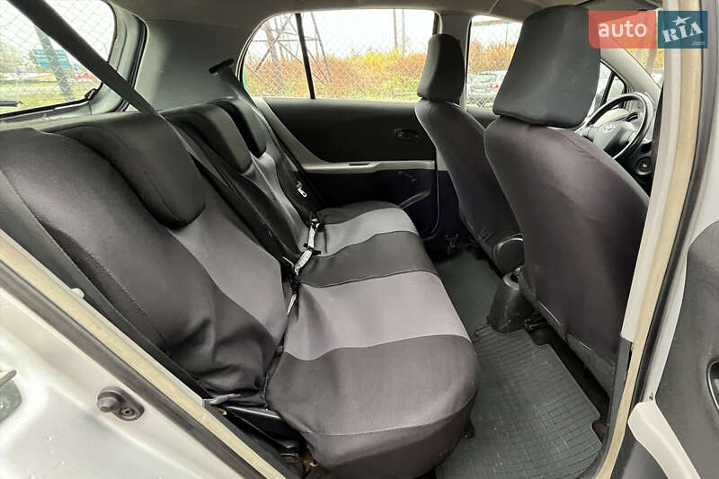 Хетчбек Toyota Yaris 2011 в Стрию фото 19 Хетчбек Toyota Yaris 2011 в Стрию