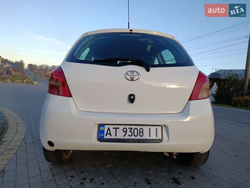 Хэтчбек Toyota Yaris 2006 в Одессе фото 3 Хэтчбек Toyota Yaris 2006 в Одессе