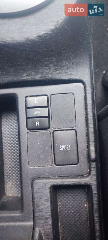 Хэтчбек Toyota Yaris 2012 в Киеве