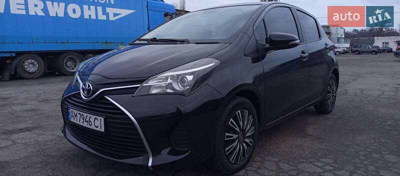 Хэтчбек Toyota Yaris 2014 в Житомире фото 2 Хэтчбек Toyota Yaris 2014 в Житомире