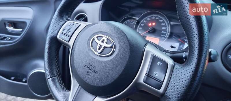 Хэтчбек Toyota Yaris 2014 в Житомире фото 19 Хэтчбек Toyota Yaris 2014 в Житомире