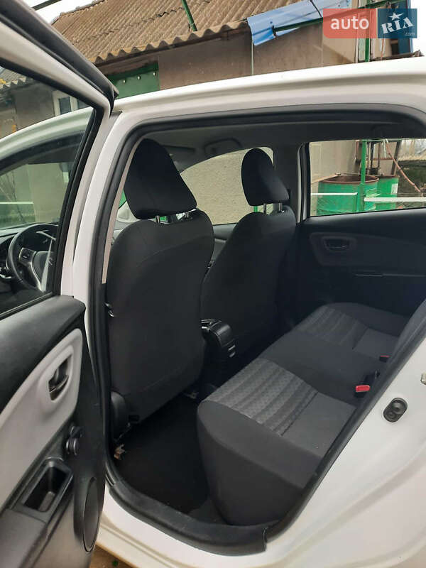 Хэтчбек Toyota Yaris 2016 в Одессе