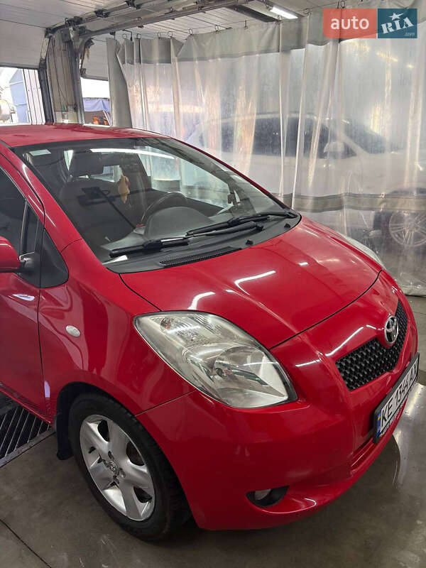 Хэтчбек Toyota Yaris 2008 в Днепре фото 4 Хэтчбек Toyota Yaris 2008 в Днепре