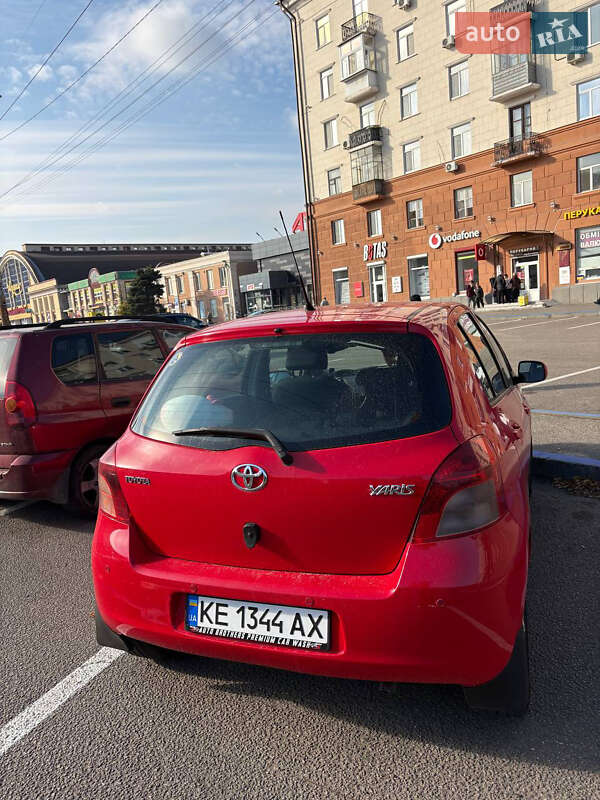Хэтчбек Toyota Yaris 2008 в Днепре фото 2 Хэтчбек Toyota Yaris 2008 в Днепре