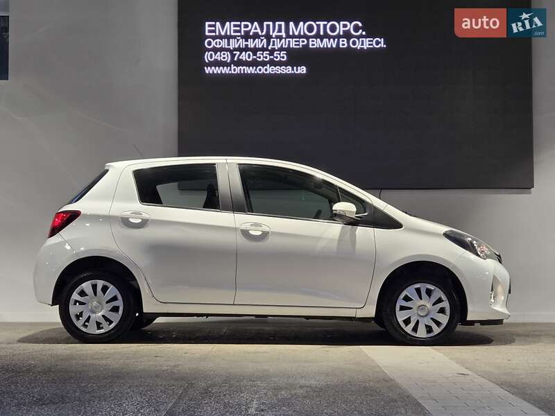 Хэтчбек Toyota Yaris 2014 в Одессе фото 6 Хэтчбек Toyota Yaris 2014 в Одессе