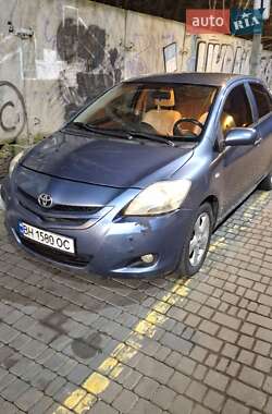 Седан Toyota Yaris 2007 в Одессе