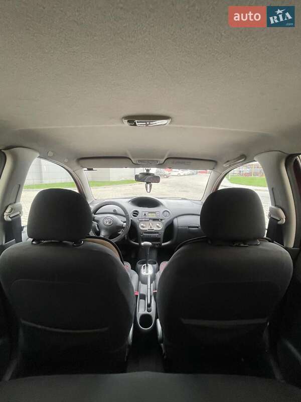 Хетчбек Toyota Yaris 2003 в Одесі фото 4 Хетчбек Toyota Yaris 2003 в Одесі