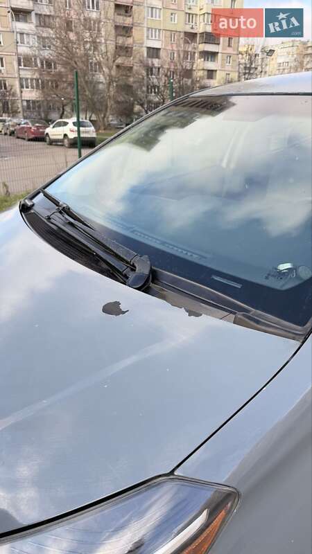 Хетчбек Toyota Yaris 2016 в Києві