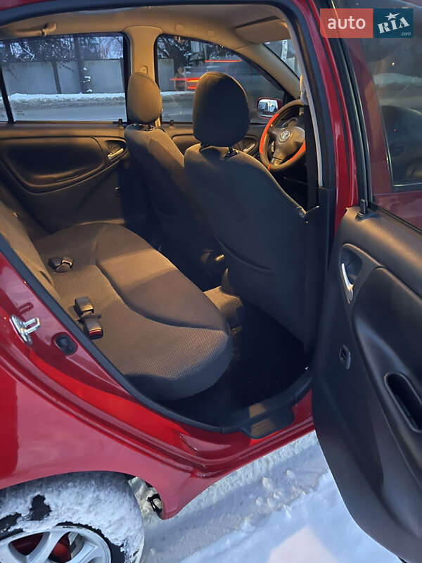 Хетчбек Toyota Yaris 2003 в Броварах